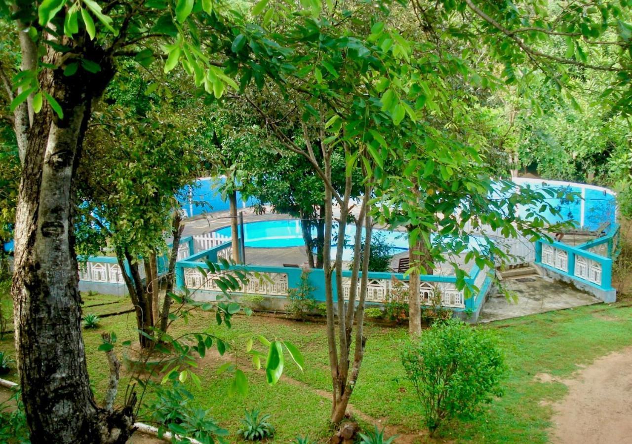 The Green Heaven Resort 시기리야 외부 사진